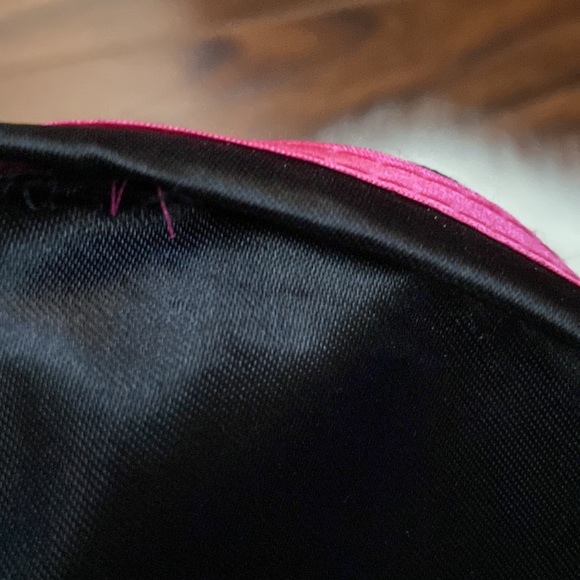 NWOT Revlon styling tools with travel pouch - Picture 5 of 6